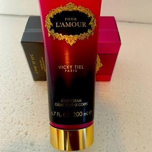 Pour L’amour(body lotion)